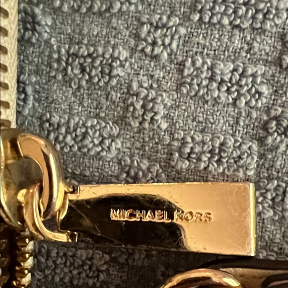 Michael Kors Geometric Brown and Gold Wallet - Picture 5 of 9